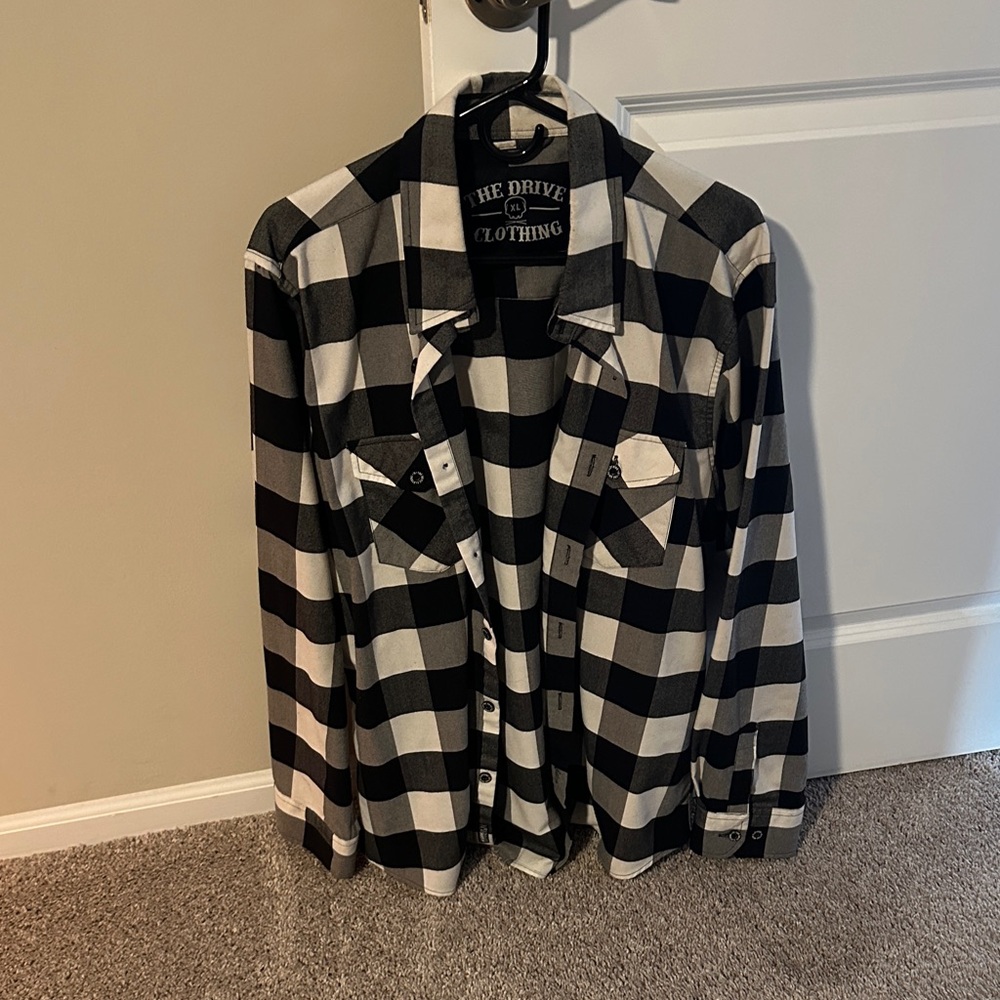 Black and White Checkered Men's flannel Shirt